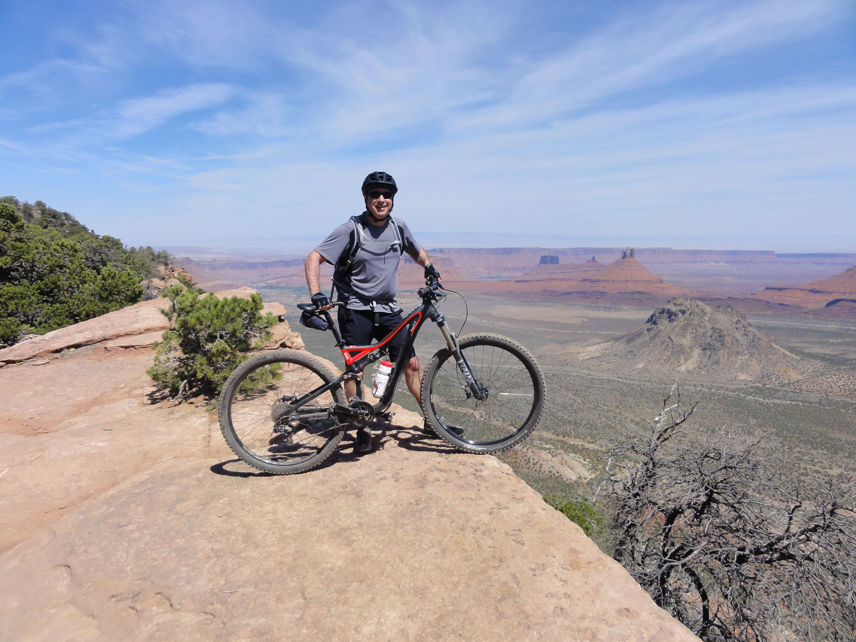 The Porcupine Rim is an iconic bike route and the scenery is always changing.