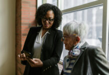 Empowering Seniors through a Master’s in Social Work for Aging Populations